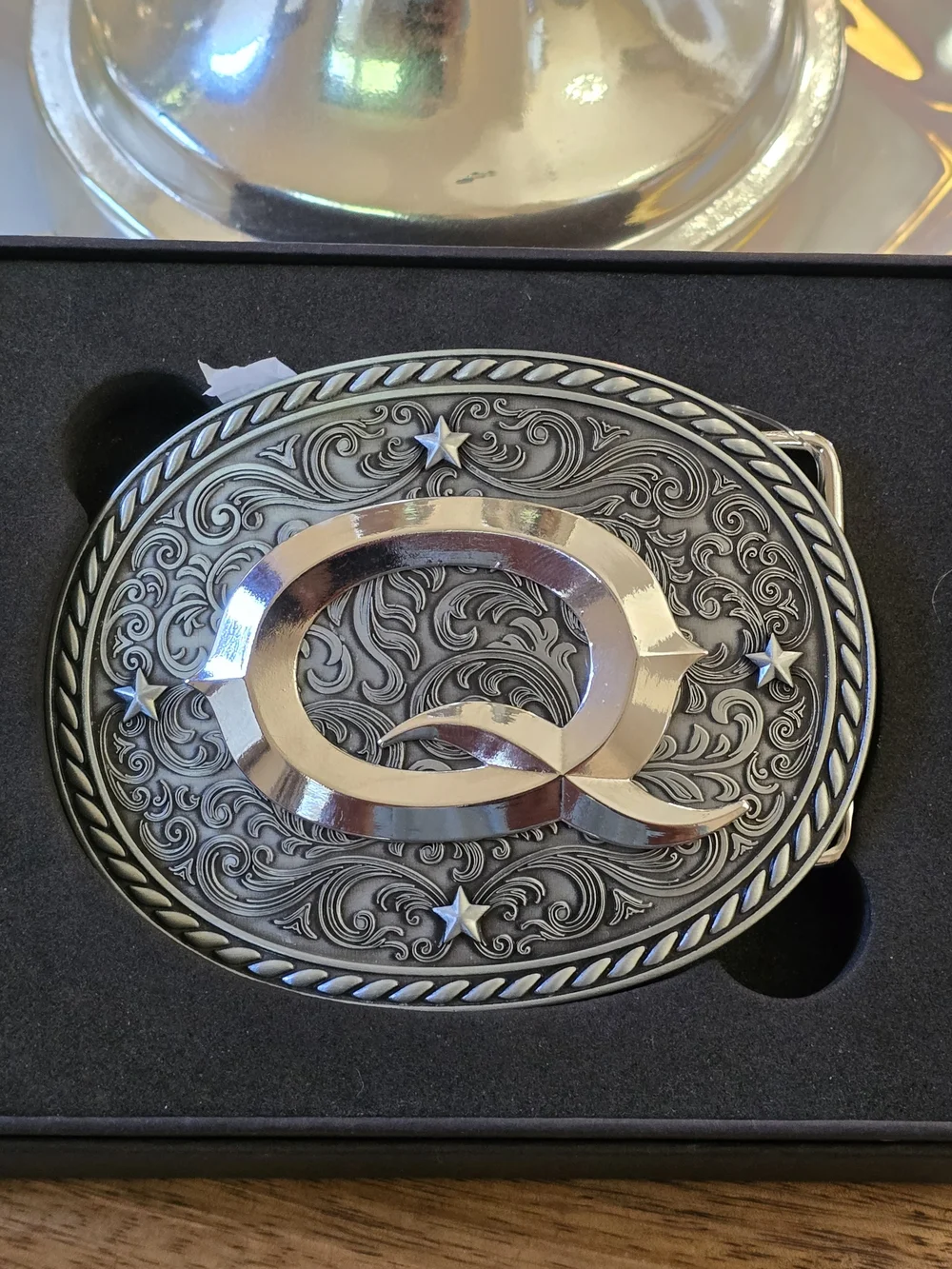 Silver and Black 'Q' Decorative Belt Buckle